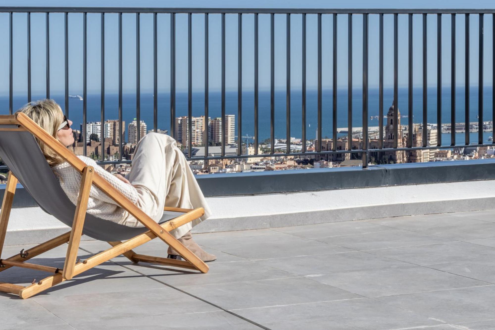 Malaga Skyline 1 Pool & Parking Free Apartamento Exterior foto