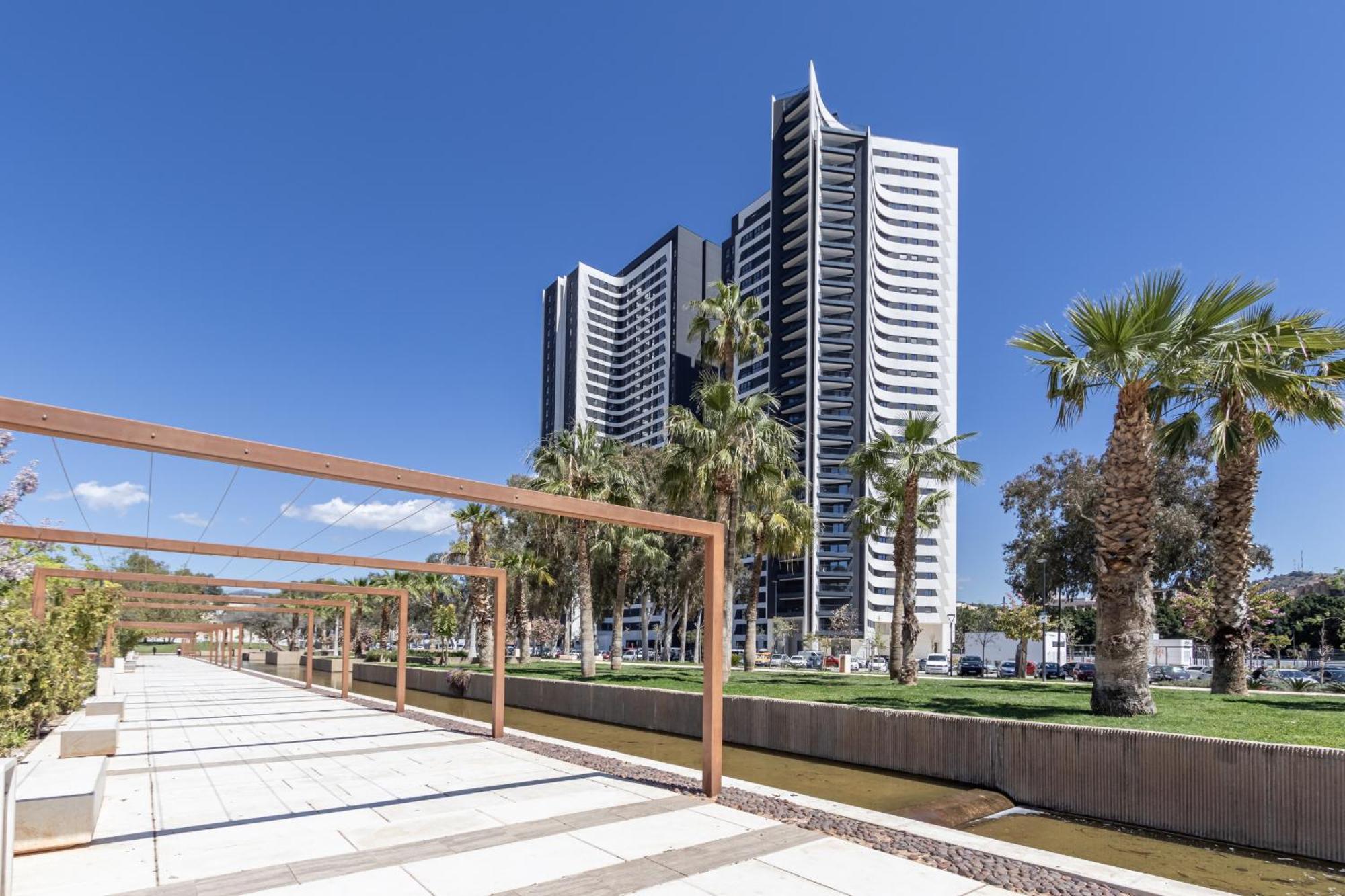 Malaga Skyline 1 Pool & Parking Free Apartamento Exterior foto